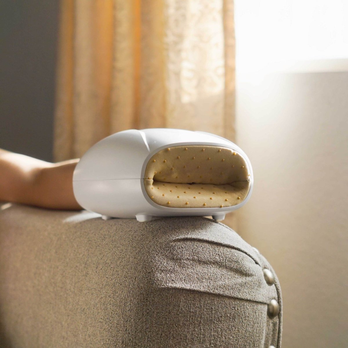 Vacuum hand massager ,,Herkus Pro“